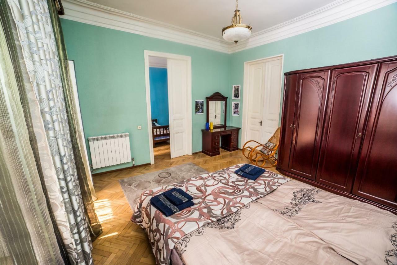 Gold District Apartment Τυφλίδα Εξωτερικό φωτογραφία