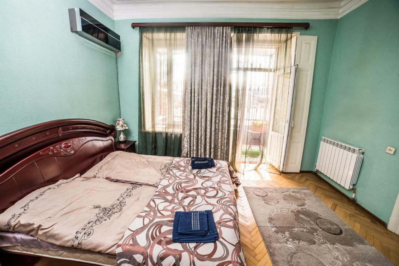 Gold District Apartment Τυφλίδα Εξωτερικό φωτογραφία